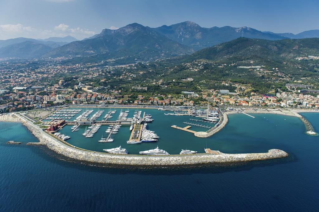 Appartamento Frontemare Marina dʼMarina dʼAndora Dış mekan fotoğraf